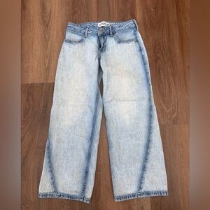 NWOT Abercrombie Kids Low Rise Baggy Jean